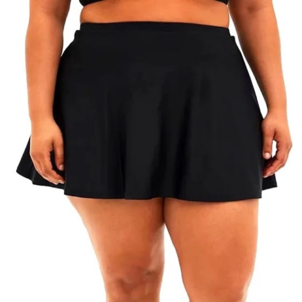 Torrid High-Rise Long Skater Swim Skirt With Brief size 4
